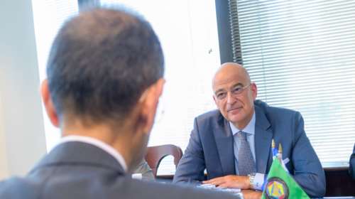 Εγκάρδια συνάντηση Δένδια με τον Ινδό ΥΠΕΞ: Να αποκτήσει στρατηγικό χαρακτήρα η συνεργασία μας