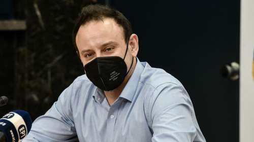 Εκπληξη από Μαγιορκίνη: Υπερβολική η πρόβλεψη για 10.000 κρούσματα την ημέρα- Ηπιότερο το κύμα, λιγότερη η πίεση στο ΕΣΥ