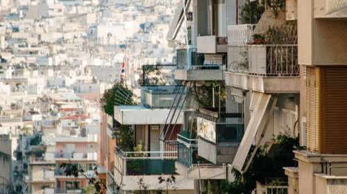 Πάγωμα επιτοκίων στα δάνεια: Ποιους αφορά και πώς θα λειτουργήσει - 10 ερωτήσεις και απαντήσεις