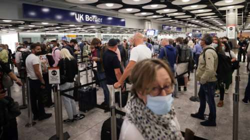 Επίσημο: Έρχονται οι Βρετανοί τουρίστες - Χωρίς καραντίνα τα ταξίδια για τους πλήρως εμβολιασμένους από 19 Ιουλίου