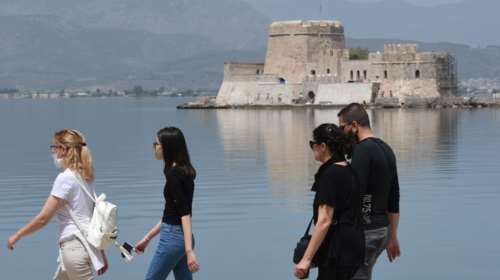 Κορονοϊός: Μίνι lockdown σε Αργολίδα και Ευρυτανία - Παράταση των μέτρων σε Αχαΐα, Ηλεία, Μεσσηνία, Ηράκλειο και Ικαρία