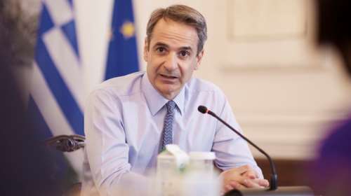 Η ακρίβεια τρομάζει την κυβέρνηση - Οι δημοσκοπήσεις δείχνουν δυσαρέσκεια, αυξάνονται οι αναποφάσιστοι