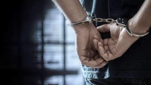 Χειροπέδες σε 39χρονο που διακινούσε ναρκωτικά σε πάρτι σε Αττική και Μύκονο