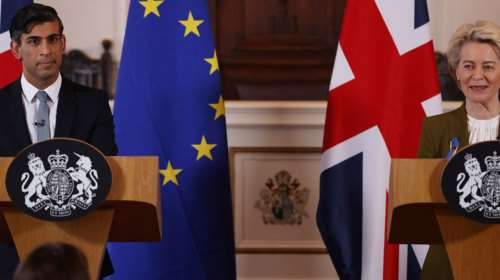 Brexit: Συμφωνία Βρετανίας-ΕΕ για τη Βόρεια Ιρλανδία - Λευκός καπνός μετά την συνάντηση Σούνακ με φον ντερ Λάιεν