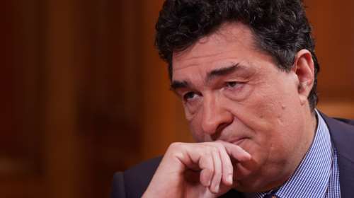 Ο Αλέξης Παπαχελάς &quot;φωτογραφίζει&quot; τον ανηψιό Δημητριάδη ως τον εγκέφαλο των υποκλοπών- Τι ήξερε ο Μητσοτάκης