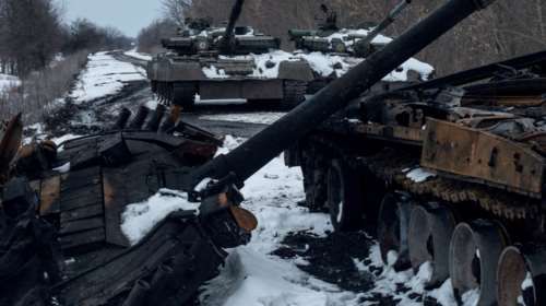 Γιατί ο ρωσικός στρατός κόλλησε στη λάσπη της Ουκρανίας;
