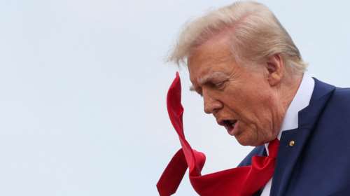 Ανάλυση Politico: Σε σοκ η Ευρώπη απέναντι στην &quot;καταιγίδα&quot; Τραμπ που αλλάζει τα πάντα - Συναγερμός για &quot;άμυνα&quot; και Ουκρανία