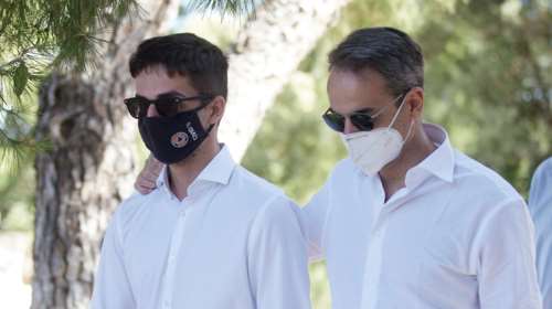 &quot;Λιώνει&quot; στο Warzone o Κωνσταντίνος Μητσοτάκης: Η αποστομωτική απάντηση στα τρολ για το αν έσπασε την καραντίνα