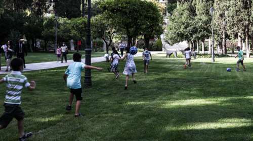 Συναγερμός για την μετάδοση του κορονοϊού στις κατασκηνώσεις - Προειδοποίηση Παπαευαγγέλου για μεγάλες συρροές