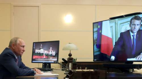 Κρίση στην Ουκρανία: Τηλεφώνημα Μπάιντεν - Ζελένσκι - &quot;Πιθανή η ρωσική εισβολή τον Φεβρουάριο&quot;