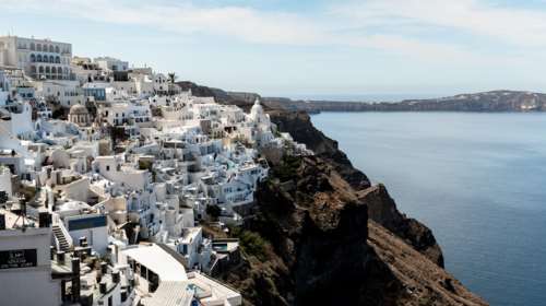 Lockdown: Ποια άλλα νησιά κινδυνεύουν να &quot;κοκκινίσουν&quot; - Η διασπορά σε αριθμούς