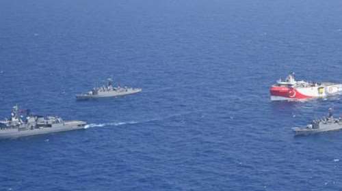 Oruc Reis: Τα τουρκικά πολεμικά απάντησαν στις ελληνικές φρεγάτες - &quot;Βρισκόμαστε εντός τουρκικής υφαλοκρηπίδας&quot;