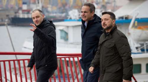 Διπλωματικός σύμβουλος Ζελένσκι: Δεν αποκλείεται στόχος να ήταν ο Ζελένσκι ή ο Μητσοτάκης - Διαψεύδει ο Μεντβέντεφ