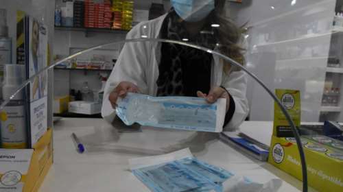 Self test στα σχολεία: Τι αλλάζει στη διανομή τους - Από την Τετάρτη έως το Σάββατο &quot;προκαταβολικά&quot; δύο τεμάχια