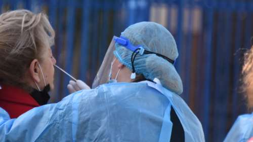 Κορονοϊός: Σε &quot;βαθύ κόκκινο&quot; από το Σάββατο Φωκίδα και Ανώγεια - Οι 10 περιοχές που βρίσκονται στο &quot;όριο&quot;