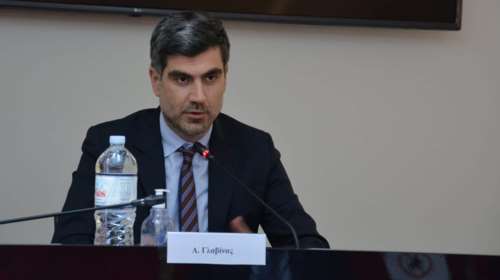 ΠΑΣΟΚ για Γεωργιάδη: Θλιβερός και αναξιόπιστος - Ψεύδος ότι αθωώθηκε δικαστικά η εισαγγελέας της ΕΥΠ