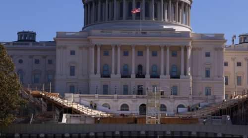 Εκλογές ΗΠΑ 2024: Συνελήφθη ύποπτος με πιστόλι φωτοβολίδων κοντά στο Καπιτώλιο