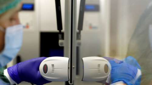 Ανησυχητικά στοιχεία: Τα νέα κρούσματα δείχνουν ότι ο κορονοϊός μεταλλάσσεται με άγνωστους τρόπους