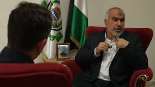 Eκπρόσωπος της Χαμάς έφυγε από συνέντευξη στο ΒΒC, επειδή τον ρώτησαν για τους Ισραηλινούς που σφαγιάστηκαν στον ύπνο τους