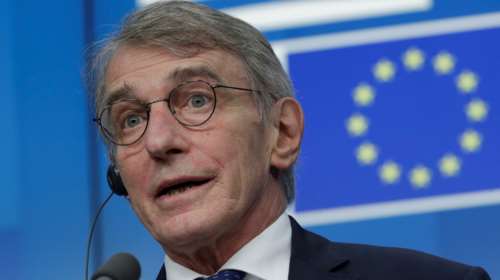 Ντάβιντ Σασόλι: Σε λαϊκό προσκύνημα η σορός του στη Ρώμη - Την Παρασκευή η κηδεία