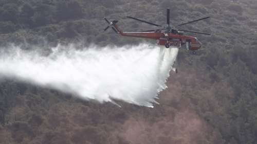Σε ύφεση η φωτιά σε δασική έκταση στο Μαρμάρι Εύβοιας - Ισχυροί άνεμοι στην περιοχή