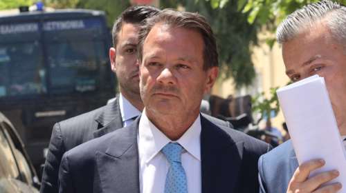 Απόστολος Λύτρας: &quot;Σκιά του εαυτού του&quot; μετά από δύο βδομάδες στη φυλακή - Ανταλλάζει τηλεκάρτες για τσιγάρα