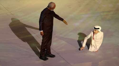 Μουντιάλ 2022: Σάλος για την εμφάνιση του Μόργκαν Φρίμαν στην τελετή έναρξης - Γιατί φορά γάντι στο αριστερό του χέρι