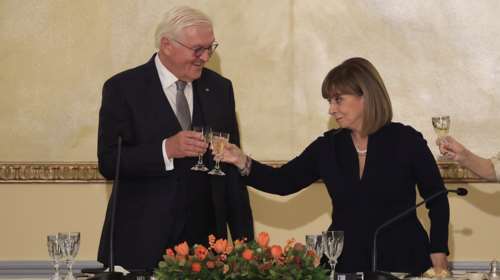 Κατερίνα Σακελλαροπούλου: Το επίσημο δείπνο προς τιμήν του Γερμανού Προέδρου Σταϊνμάιερ