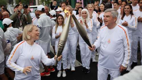 Αντίστροφη μέτρηση για την τελετή έναρξης των Ολυμπιακών Αγώνων - Ποιο τραγούδι θα πουν Σελίν Ντιόν και Lady Gaga