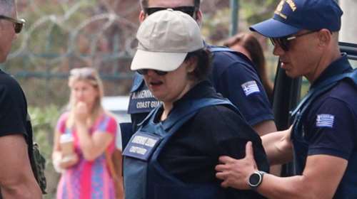 Παλαιό Φάληρο: Στις φυλακές Κορυδαλλού η 32χρονη δεν τρώει, πίνει μόνο νερό - Ζητάει τα άλλα δύο της παιδιά