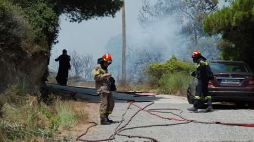 Φωτιά στην Κέρκυρα - Σηκώθηκαν και δύο αεροσκάφη