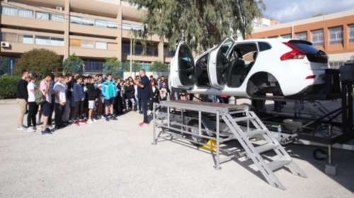 Δήμος Πειραιά: Συνεχίζεται το πρόγραμμα για την οδική ασφάλεια σε Λύκεια - Μαζί με το Ινστιτούτο "Πάνος Μυλωνάς"