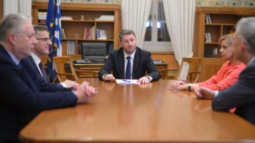 Ο Κώστας Χρυσόγονος υποψήφιος ευρωβουλευτής με το ΠΑΣΟΚ - Τα άλλα τρία ονόματα που ανακοινώθηκαν