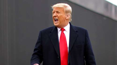 Ντόναλντ Τραμπ: Το FBI κατέσχεσε περισσότερα από 300 διαβαθμισμένα έγγραφα στην έπαυλή του