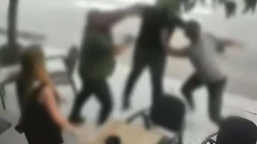 Ναύπλιο: Βίντεο - ντοκουμέντο από άγριο ξυλοδαρμό 52χρονου έξω από μπαρ που κατέληξε μετά από έξι μήνες στο νοσοκομείο