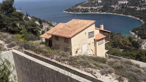 Στο σφυρί η κατοικία του Πέτρου Φιλιππίδη, τα πάρκινγκ του Βωβού και το &quot;Κέντρο Αθηνών&quot; - Ολα τα &quot;επώνυμα&quot; ακίνητα