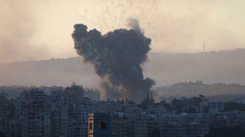 Ο στρατός του Ισραήλ βομβαρδίζει θέσεις της Χεζμπολάχ στον νότιο Λίβανο