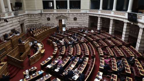 Βουλή: Αύριο τα αποτελέσματα των τεστ κορονοϊού σε 1.100 άτομα