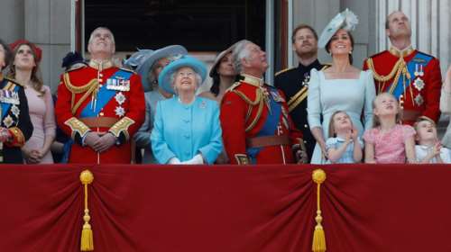 Game of Thrones: "Ο Άντριου πίεζε την Ελισάβετ να μην γίνει ο Κάρολος βασιλιάς - Η συνωμοσία με Νταϊάνα για Γουίλιαμ"