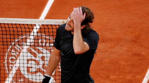 Ο Τσιτσιπάς στον δρόμο του... Πολάκη: Δεν έχω εμβολιαστεί - Θα το κάνω όταν γίνει υποχρεωτικό