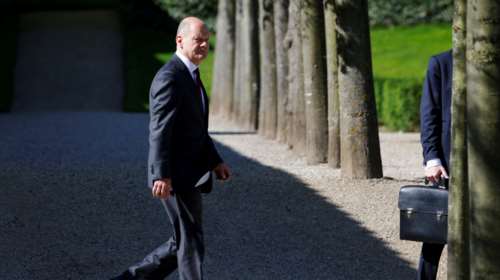 Σολτς: Κανείς δεν μπορεί να υποθέσει ότι ο ιμπεριαλιστής Πούτιν δεν θα επιτεθεί σε άλλες χώρες