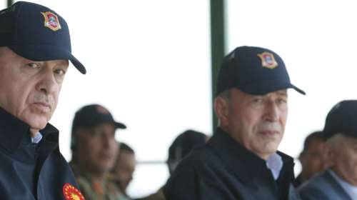 Κλιμακώνει η Αγκυρα - Ακάρ: &quot;Η δυνατότητα μας ξεπερνάει το ανάστημα της Ελλάδας&quot; - &quot;Θερμό επεισόδιο&quot; βλέπουν ρωσικά ΜΜΕ