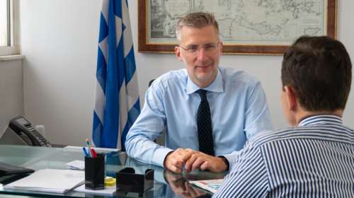 Ακης Σκέρτσος στο TheTOC: Δεν κρύβω το πολιτικό μου παρελθόν - Το ΠΑΣΟΚ έπαψε να είναι προωθητική δύναμη