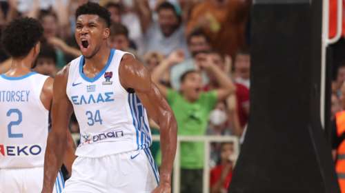 "One man show" από τον Αντετοκούνμπο στο πρώτο φιλικό της εθνικής - 86-70 κόντρα στην Ισπανία [βίντεο]