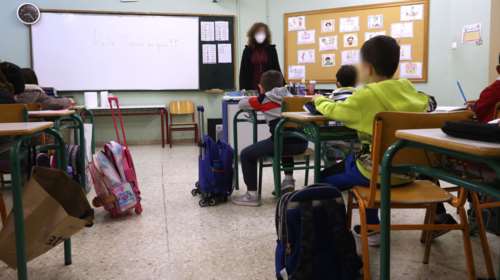 Αρχίζουν οι εγγραφές στα νηπιαγωγεία και την Α&#39; Δημοτικού - Όλα όσα πρέπει να γνωρίζουν οι γονείς