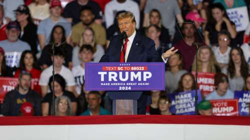 Παγκόσμια ανησυχία μετά τις δηλώσεις Τραμπ: Δίνει πράσινο φως στον Πούτιν να επιτεθεί στους "κακοπληρωτές" του ΝΑΤΟ