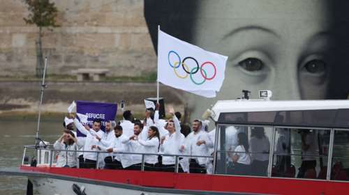 Ολυμπιακοί Αγώνες 2024: Αποθέωση και καθολικό χειροκρότημα για την αποστολή των προσφύγων