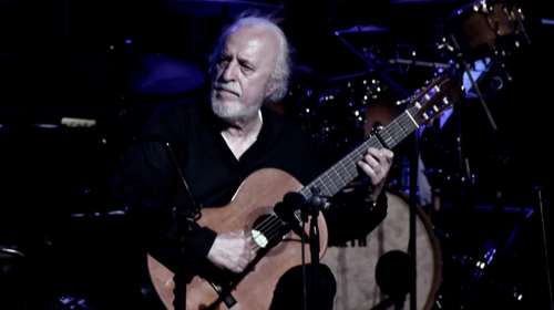 Θλίψη για τον απρόσμενο θάνατο του Νότη Μαυρουδή: Πώς σκοτώθηκε κάνοντας εργασίες στο σπίτι του στο Πήλιο