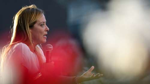 O πατέρας της Μελόνι είναι ένας διακινητής ναρκωτικών, καταγγέλλει ιταλοϊσραηλινή δημοσιογράφος