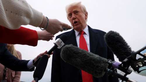 Ο εμπορικός πόλεμος του Τραμπ γυρίζει &quot;μπούμερανγκ&quot; στις ΗΠΑ - Η επιμονή σε δασμούς και το δόγμα &quot;δεν υπάρχει κέρδος χωρίς πόνο&quot;